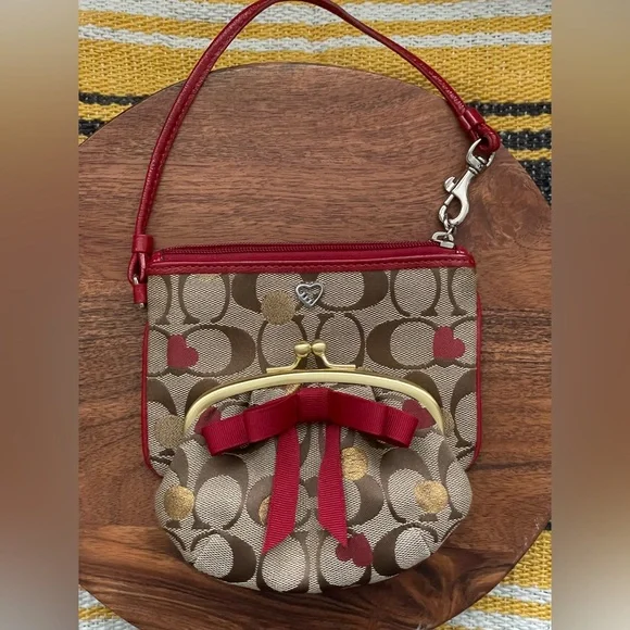 COACH Tan Signature Jacquard w/Gold Dot & Red Heart Set - Picture 10 of 10